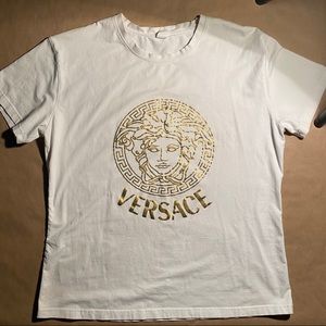 Vintage “VERSACE” Spellout t shirt